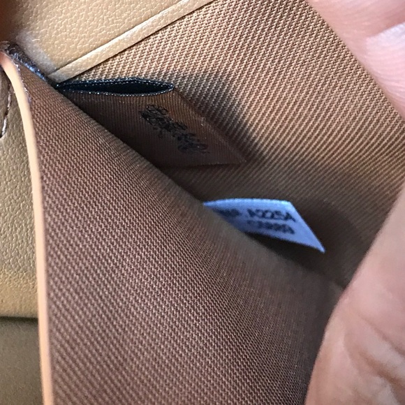 Coach wallet🎈🎈 - Picture 7 of 9